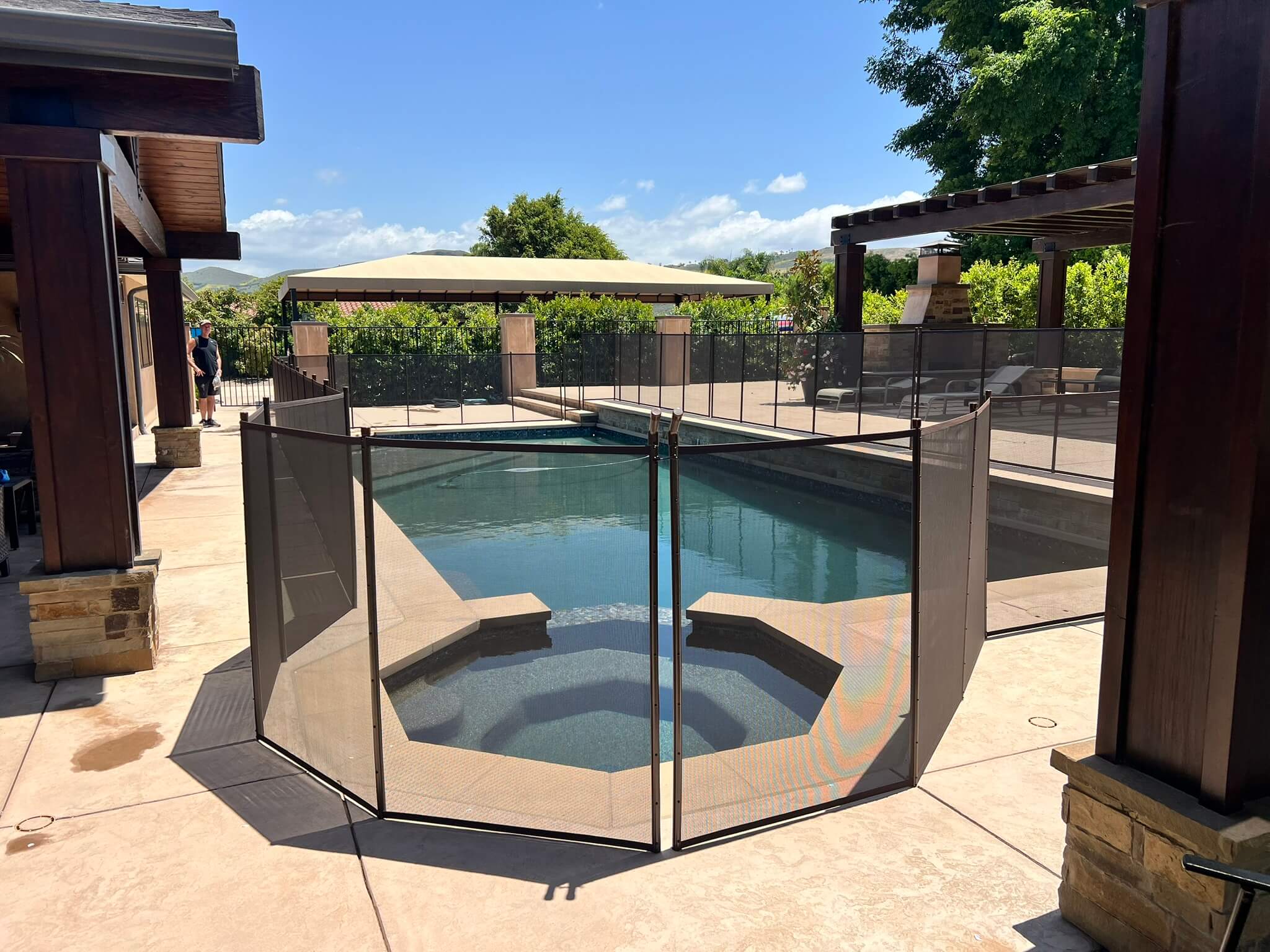 Mesh Pool Fence Installation
